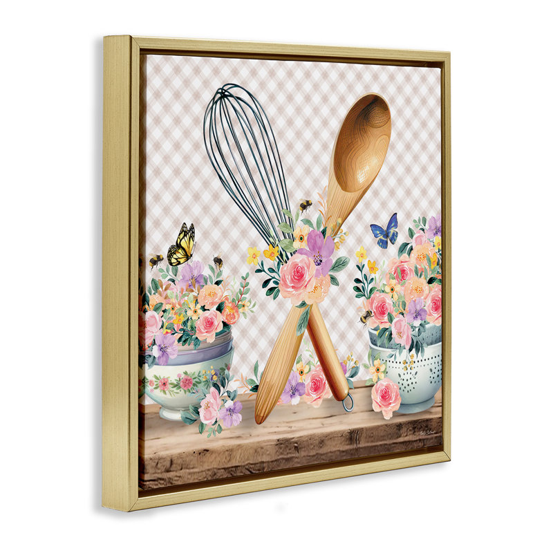 «Crossed Utensils on Gingham Floater», art mural sur toile par Nicole DeCamp, Cadre flottant métallique doré