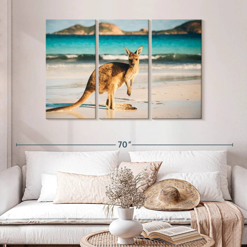 Brampt Beach Kangaroo, 32" H x 50" W