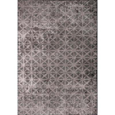 Contemporary Geometric