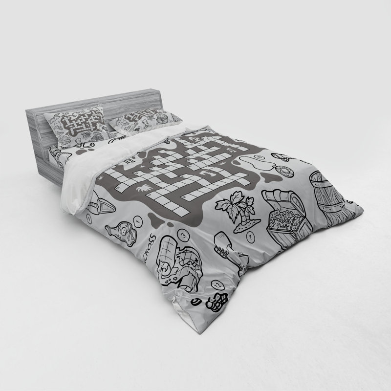 Polyester Geometric Shapes Duvet Cover, Queen Duvet Cover + 3 Additional Pieces