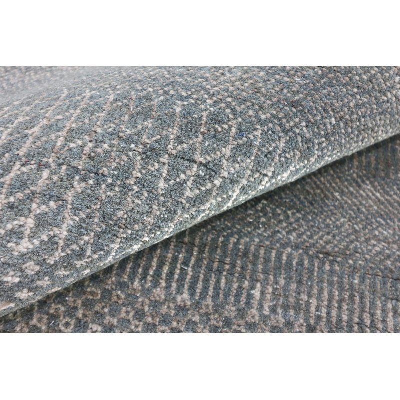Hand-Knotted High-Quality Gray Area Rug, Runner 2'8" x 9'11"