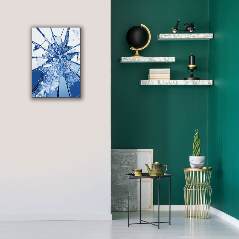 Art mural sur toile Wrought Studio ™ «Broken Glass» par Andreas Magnusson, H 26 po x l 18 po x P 0,75 po