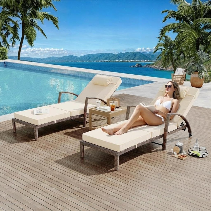 Ensemble de 2 chaises longues d'extérieur en rotin, chaises de piscine inclinables réglables avec coussins