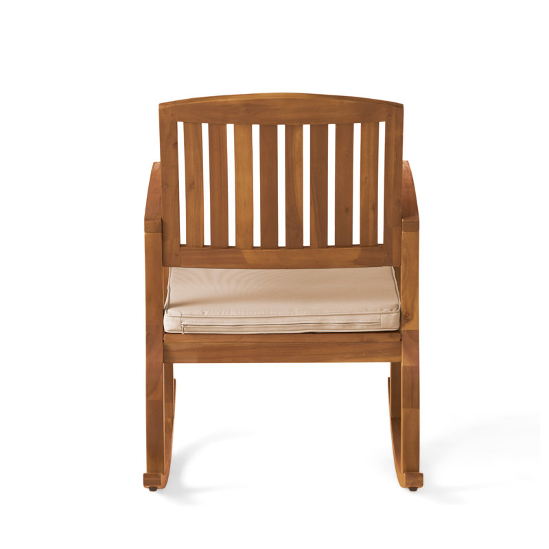 Chaise berçante d'extérieur en bois d'acacia avec coussins crème pour patio et jardin