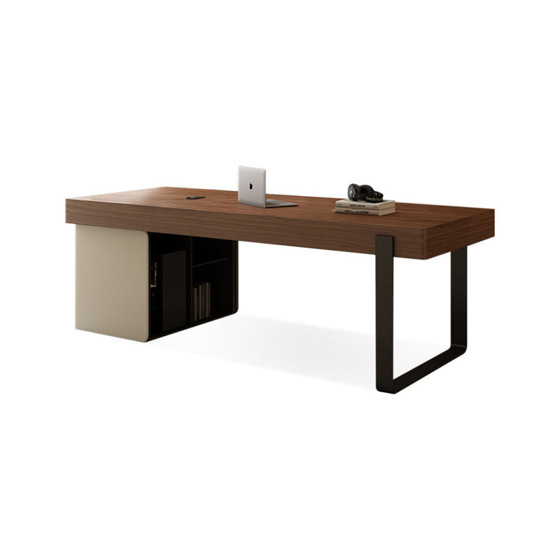 Bureau rectangulaire en bois manufacturé brun noisette, Retour à droite, 29,53 po H x 62,99 po L x 27,56 po P
