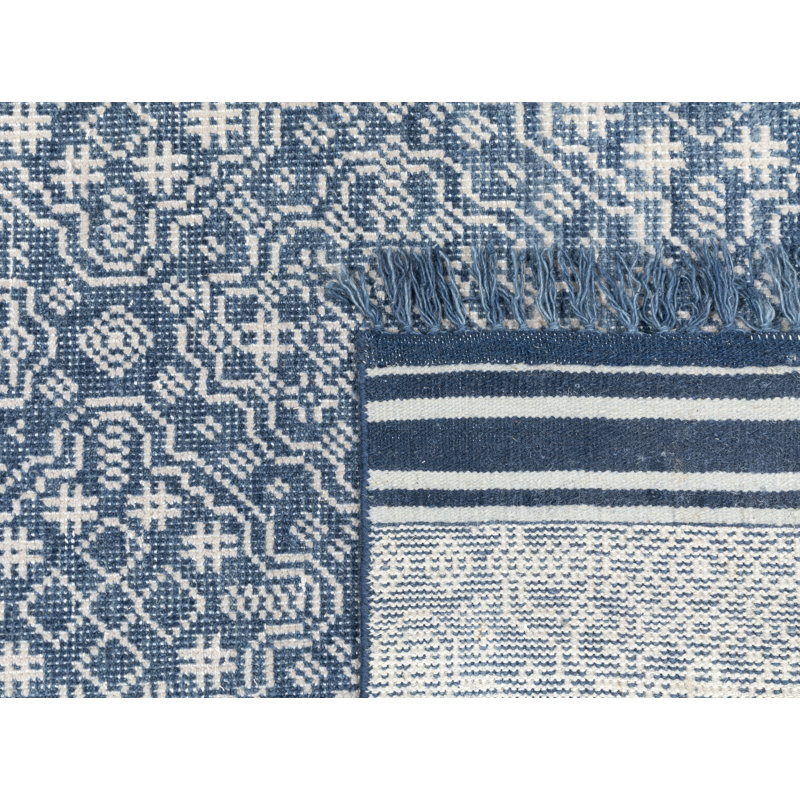 Bovina Geometric Area Rug in Navy/White, Rectangle 7'6" x 9'6"