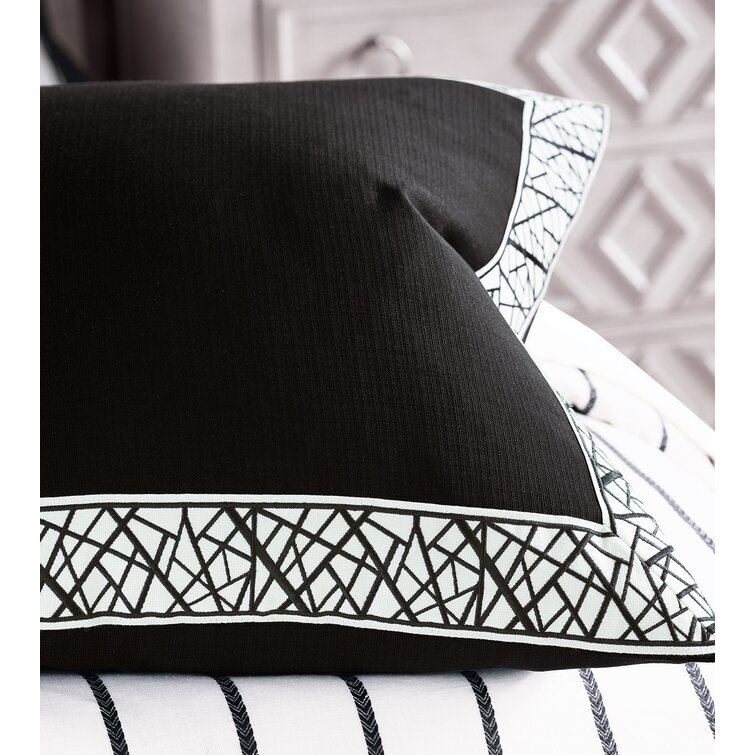 Glambition 2-Piece Black & White Heart Striped Print Essential Comforter  Set, Twin