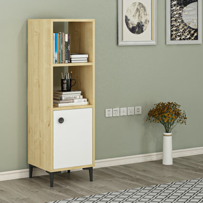 Amaranthe Display Cabinet