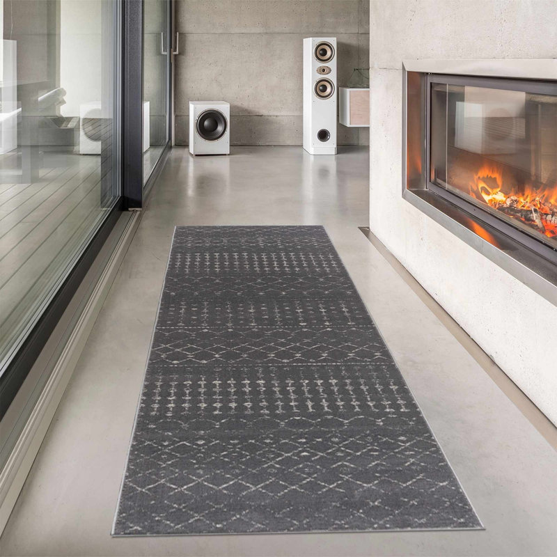 Tapis gris Dounia, Tapis de couloir 2 pi 7 po x 10 pi, Gris foncé
