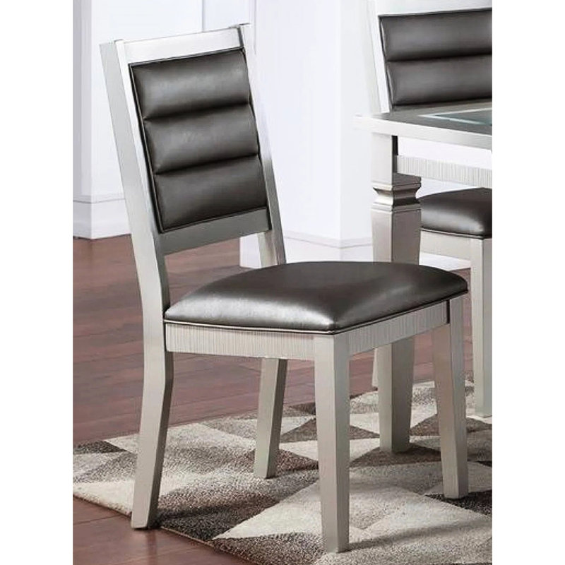 2 chaises de salle à manger argentées avec dossier rembourré et structure en PU pour les occasions