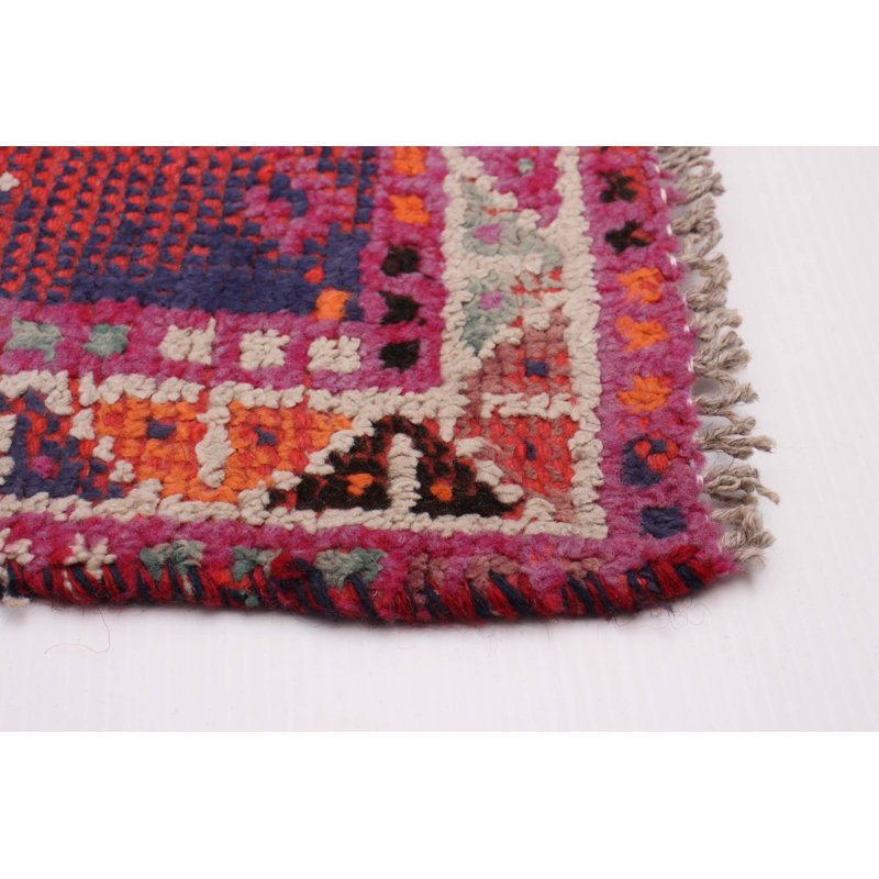 Tapis de couloir unique en son genre Junda: violet 4 pi x 12 pi 1 po