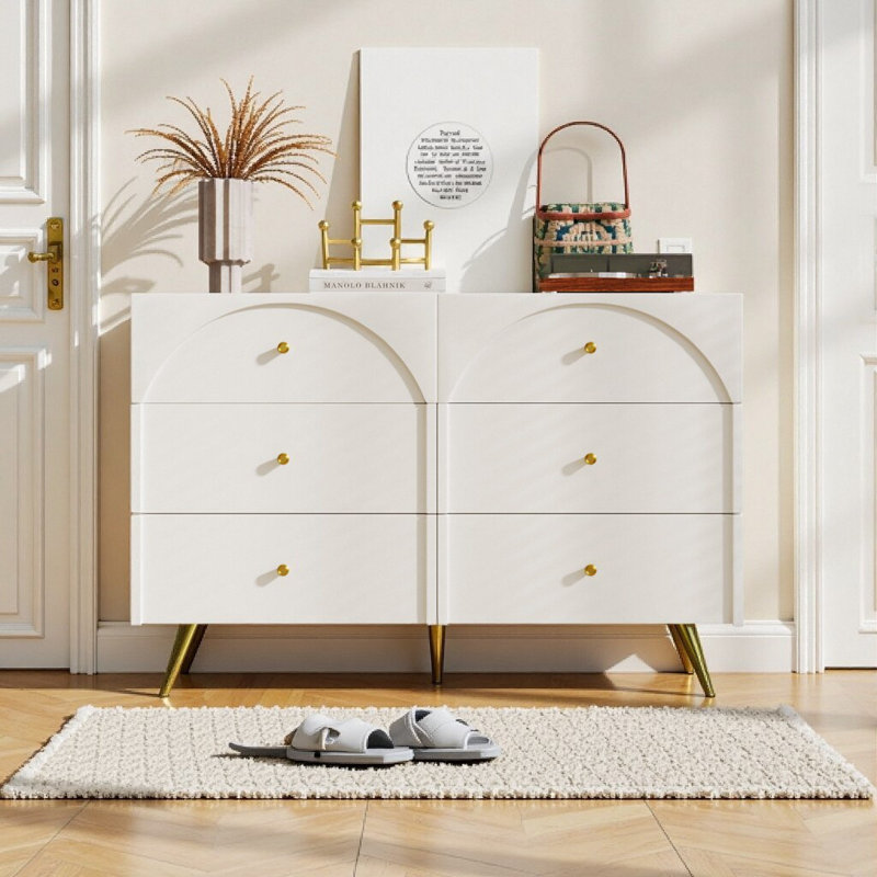 Buffet moderne blanc crème avec pieds en métal - 6 tiroirs et 2 portes pour le rangement de la salle à manger