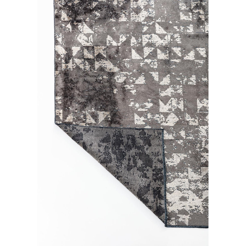 Rebia Abstract Hand Loom Indoor / Outdoor Area Rug, Rectangle 5'3" x 7'6"