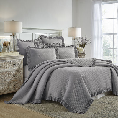Kilbourne Grey Stonewashed Quilt Set