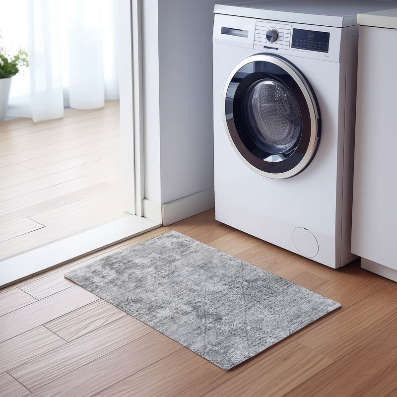 Jenefer Washable Abstract Indoor / Outdoor Rug, Rectangle 1'8" x 2'6"