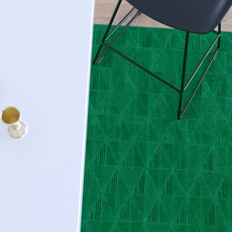 Fragment Geometric Area Rug in Green, Rectangle 5'3" x 7'10"