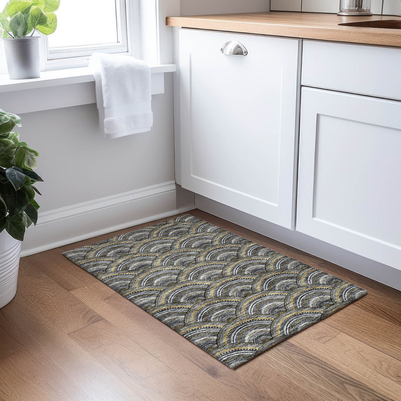 Chayden Washable Geometric Indoor / Outdoor Rug, Rectangle 1'8" x 2'6"