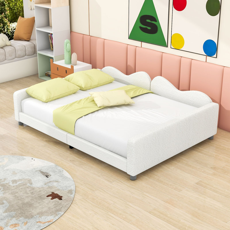 Upholstered Daybed with Sherpa Fabric, Full / Double, White