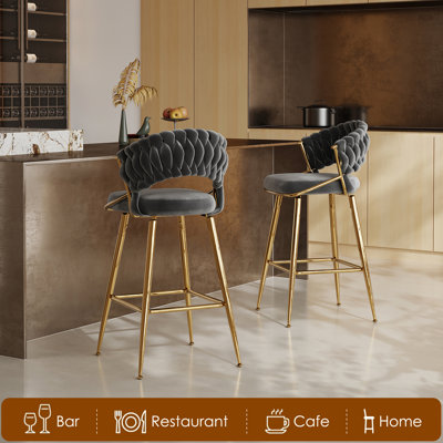 De 2 tabourets de comptoir modernes de 25,2 po, velours orné, siège ergonomique pour îlot de cuisine et bar, tabouret en velours de métal noir d'une largeur de 16,98 po, conception avec accents 2,