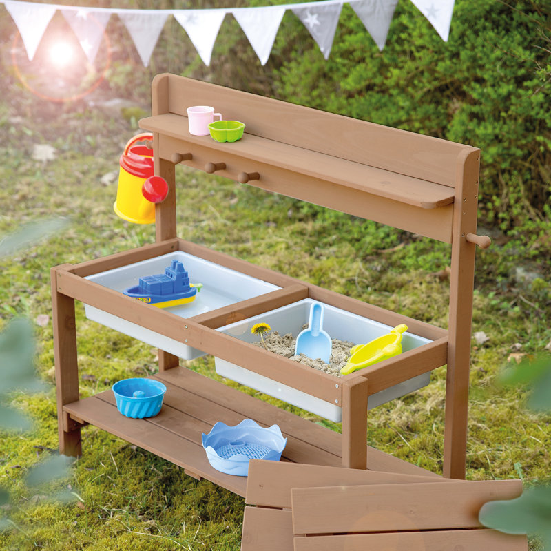 Sand table and washbasin