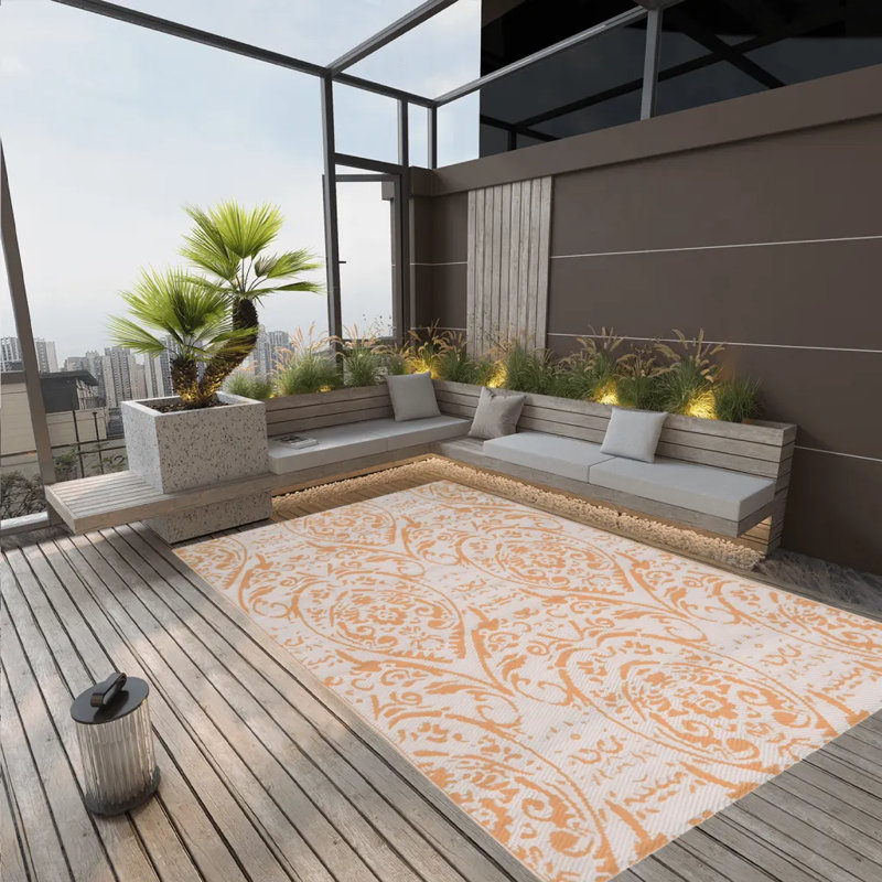 Mellen Floral 140cm X 200cm Area Rug