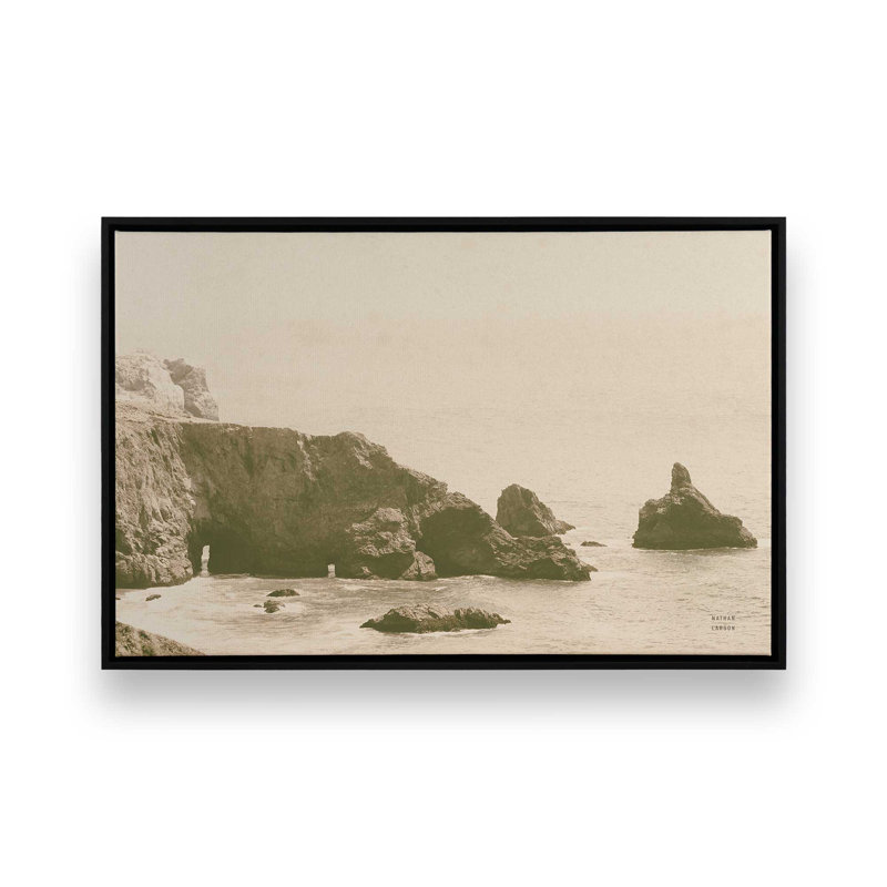 Impression sur toile de rivage isolée, Cadre flottant noir satiné, H 20,75 po x l 30,75 po