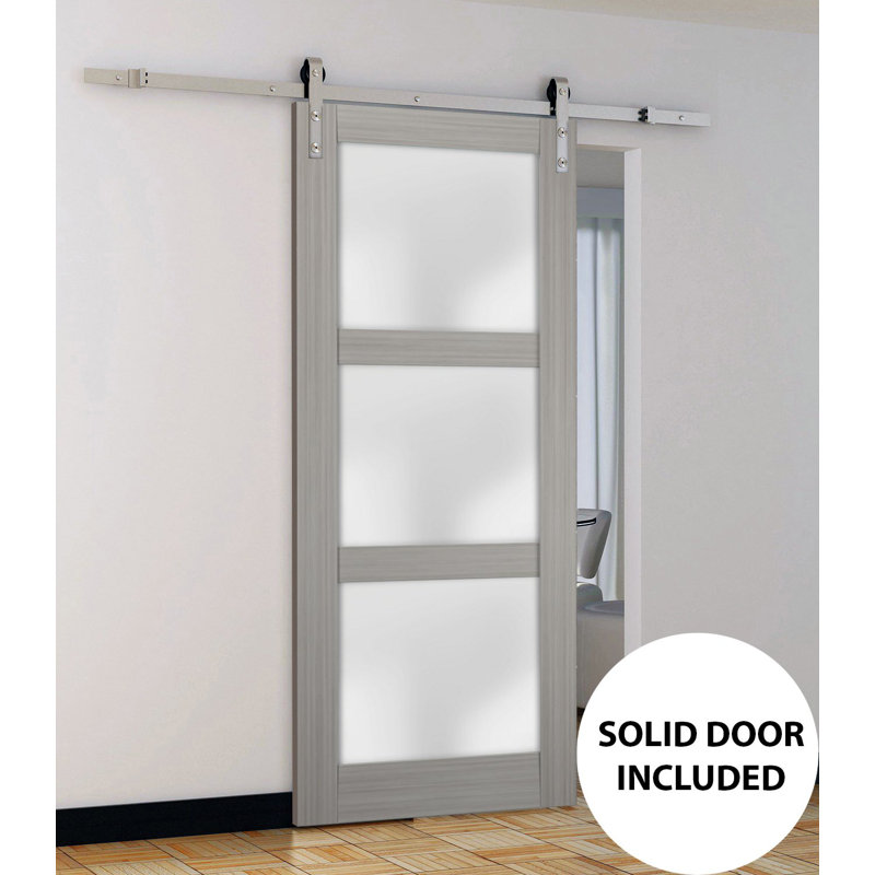 Porte de grange en verre givré Lucia avec quincaillerie d'installation, 36 po x 84 po, Bois de frêne gris, Acier inoxydable