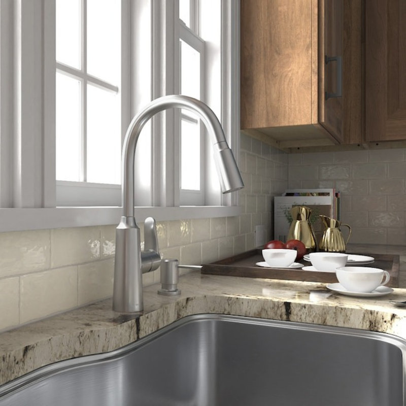 Moen Edwyn Single Handle Deck-mount Pull-down Kitchen Faucet with Sprayer ( Deck Plate Included ) (Soap Dispenser Included)