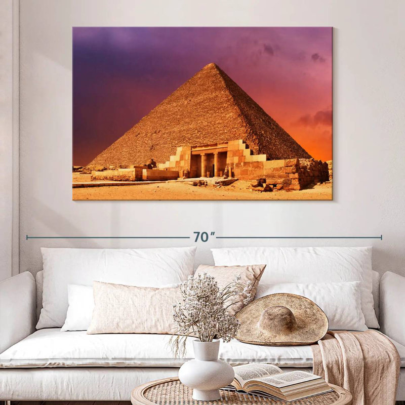 Lilie, pyramide égyptienne antique, H 34 po x l 51 po