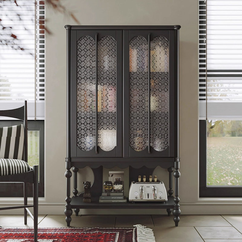 Vitrines en bois massif noir et verre, H 62,2 po x l 34,65 po x P 15,75 po, Noir