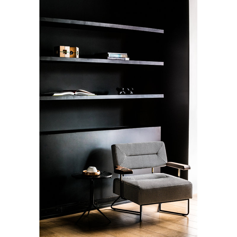 QT Armchair