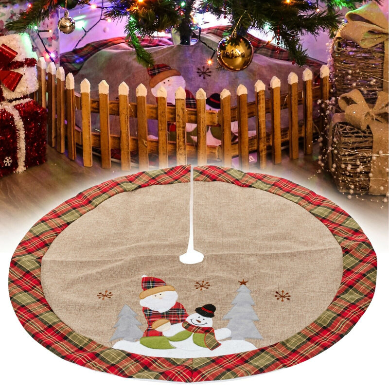 Wood Tree Skirt