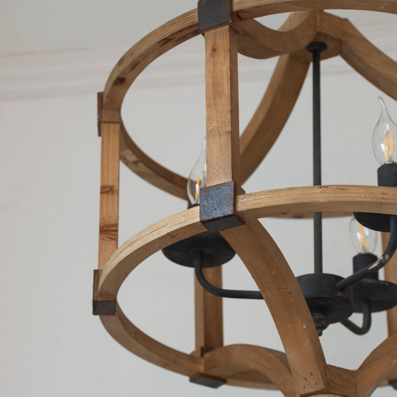 Suspended luminaire with adjustable chain
