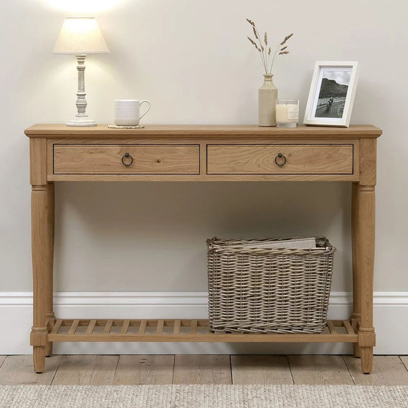 American-style retro simple console table