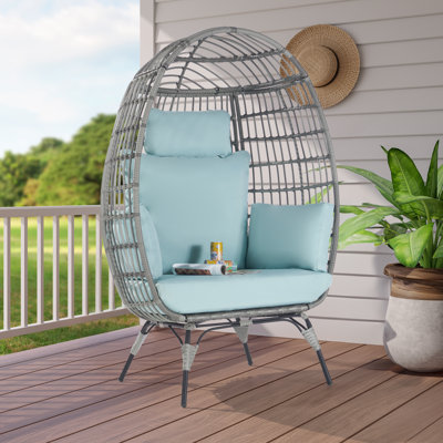 Chaise longue d'extérieur en osier