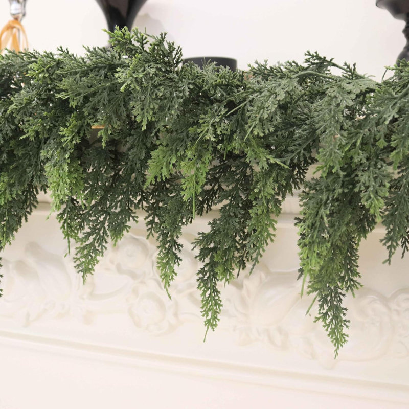 Guirlande de Noël en cèdre de Noël artificielle avec touche de verdure réaliste