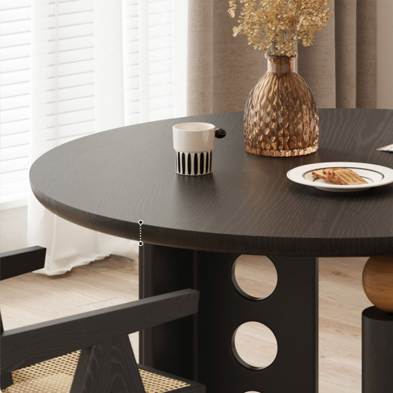 Table de salle à manger en bois massif sécuritaire et durable