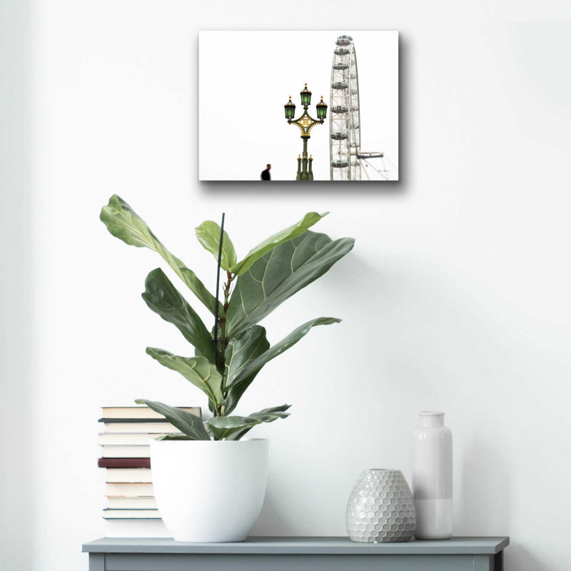 «London Eye III» par Keri Bevan, H 12 po x l 16 po x P 0,13 po