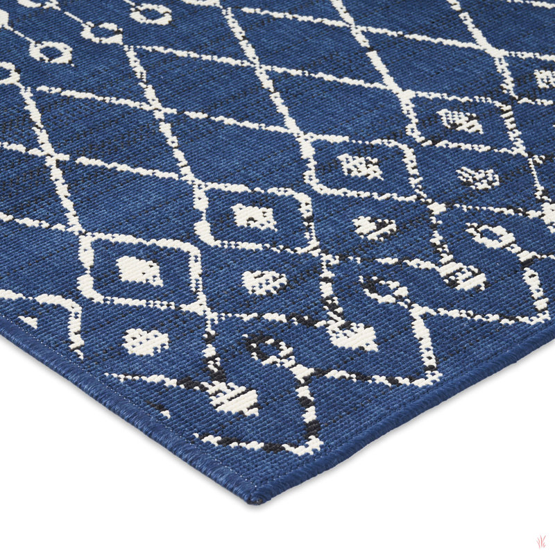 Machine Woven Oriental Area Rug