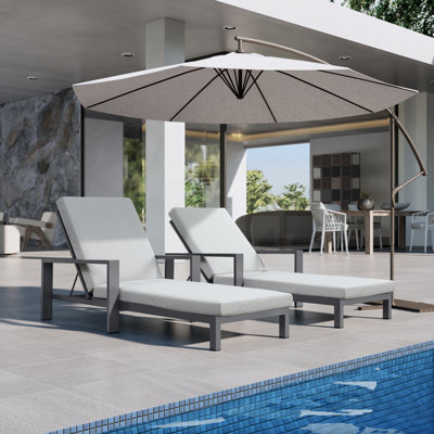 Chaise longue d'extérieur en métal Hoyt
