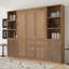 Lit escamotable en bois avec tablettes et armoires de rangement