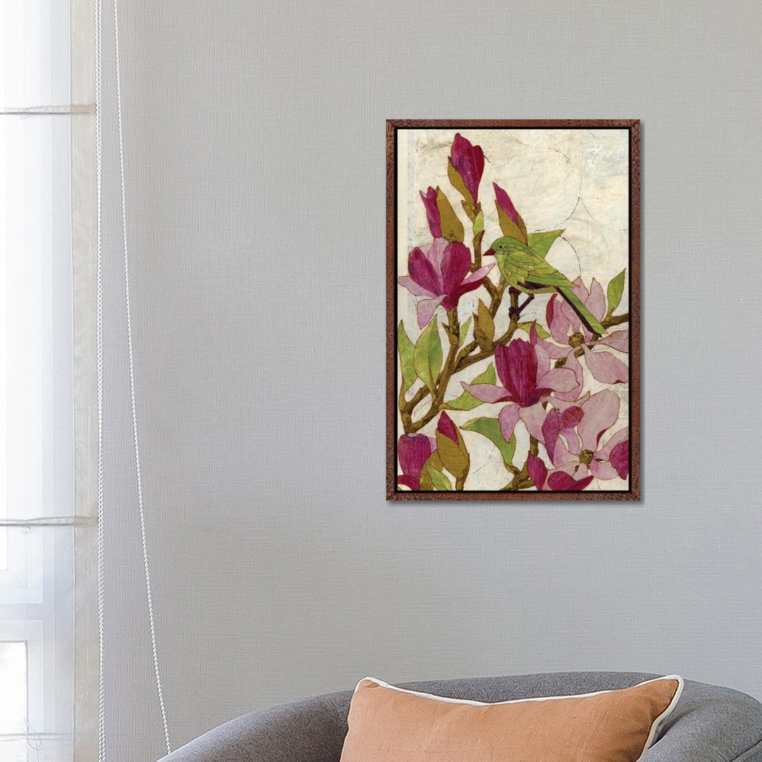 Magnolia von Karen Sikie - Galerie-verpackte Leinwand Giclée auf Leinwand