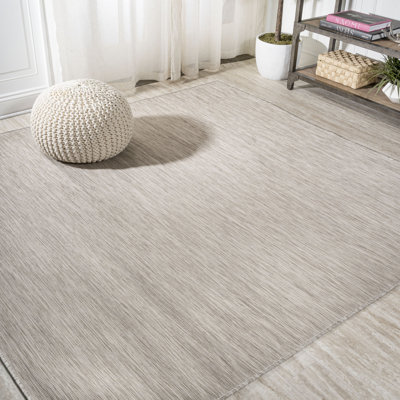Tapis d'intérieur / extérieur gris clair à tissage plat moderne Amoret