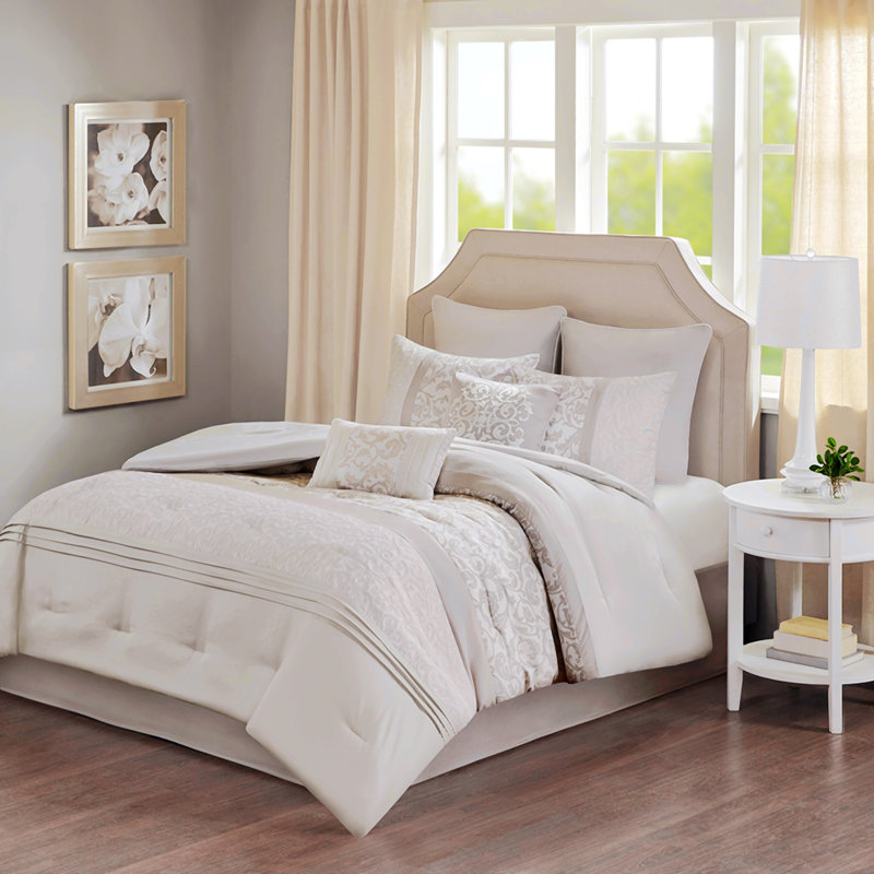 Polyester Comforter, Neutral Floral, California King Comforter + 4 Pillowcases