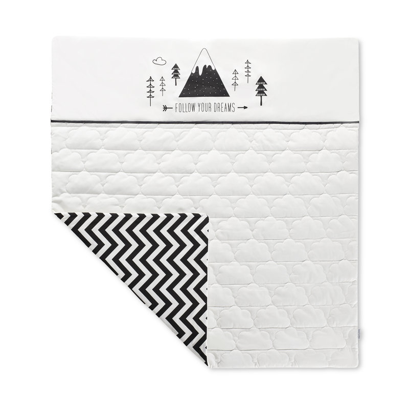 Cot Bed Quilt - Mono Mountains