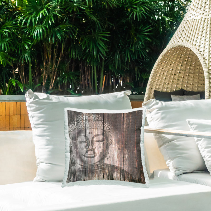 Coussin décoratif d'extérieur Rustic Buddha Face par Conrad Knutsen