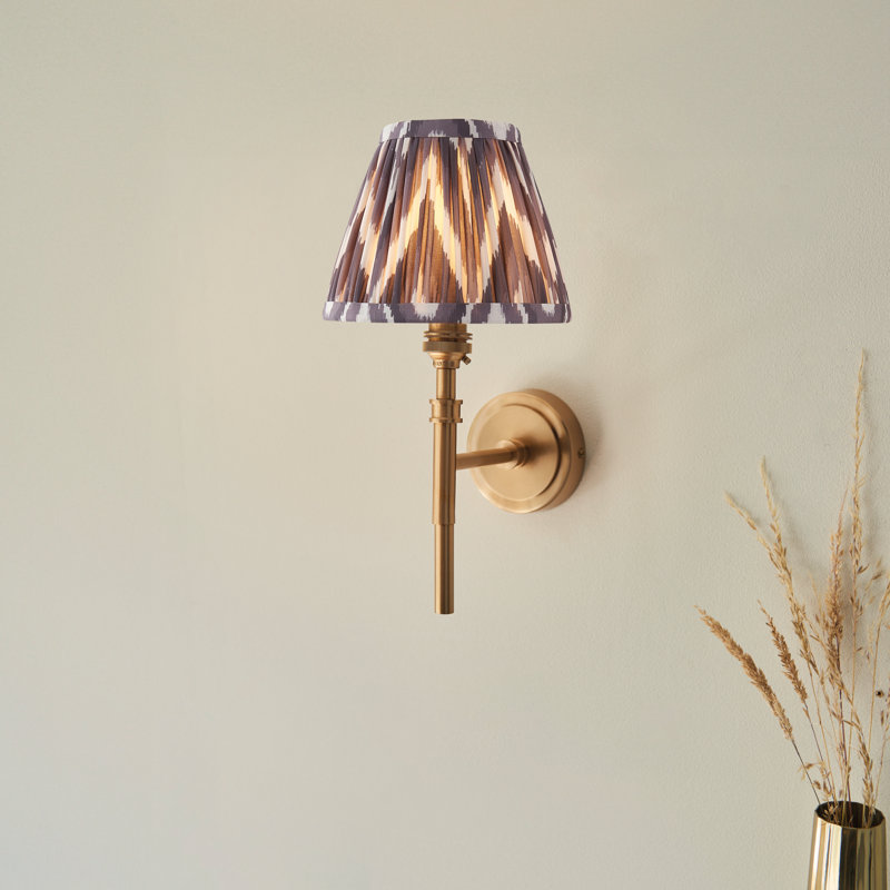 Chester Wallchiere, Pearl Grey