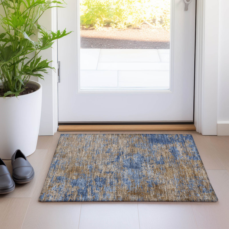 Tapis bleu marine intérieur / extérieur lavable à la machine Chayden ACN1093, Rectangle 1 pi 8 po x 2 pi 6 po