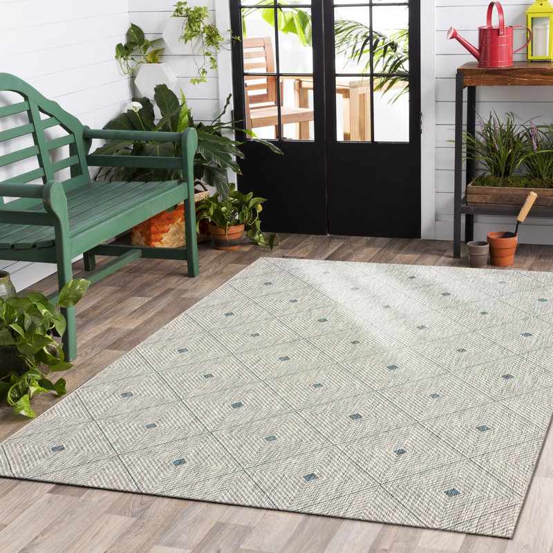 Dannyelle Geometric Indoor/Outdoor Durable Performance Area Rug, Rectangle 5' x 8'