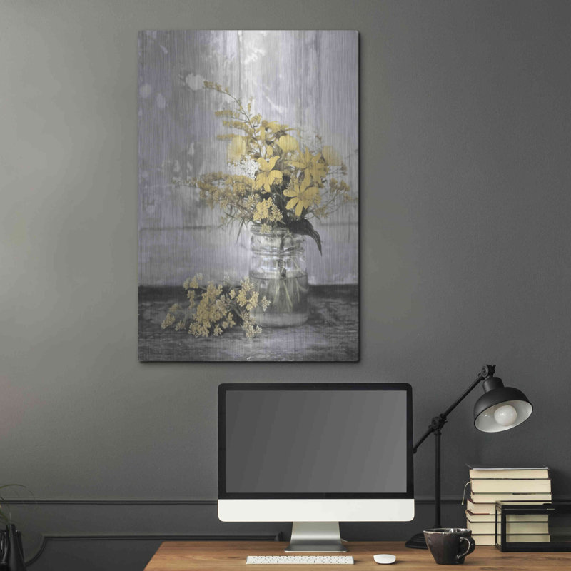 «Gold Wildflowers II» par Lori Deiter, H 36 po x l 24 po